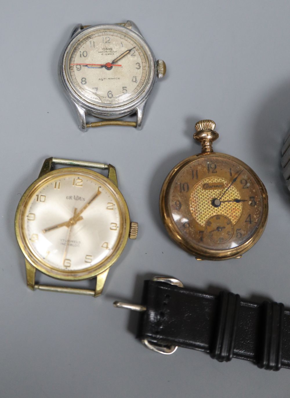 Eight assorted wrist watches including Globe & Avia.